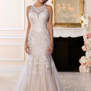 Never Worn - Stella York Mermaid Wedding Dress
